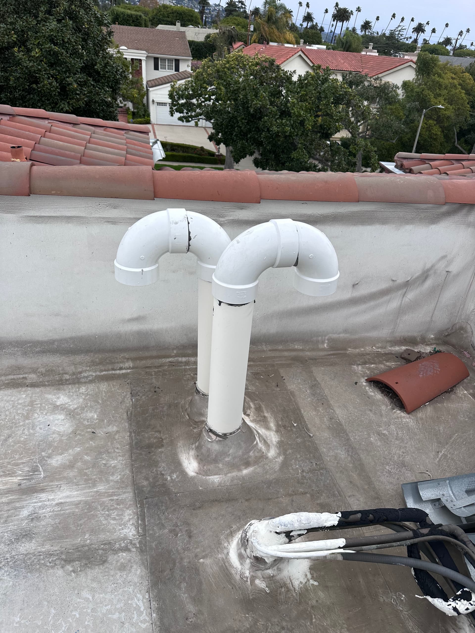 Gallery photos for Efficient Upgrade with Tankless Water Heaters: Image #3