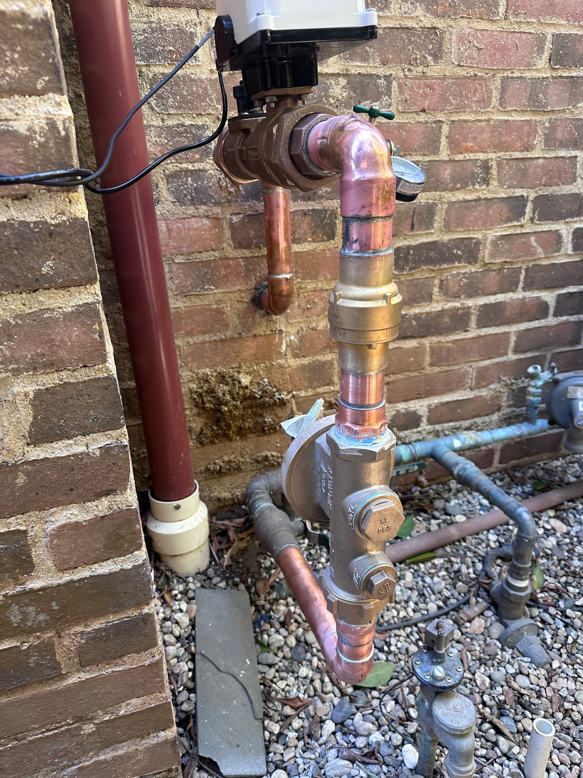 Gallery photos for Sleek Copper Piping Upgrade with FloLogic Installation: Image #3